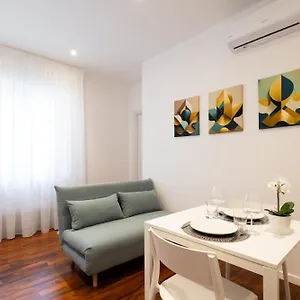 The Apulian Loft - Via Celentano Apartament